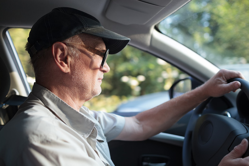 Senior Male driving a car | Comfort Keepers Calgary | BLOG POST | Homecare Assistance and Senior Drivers