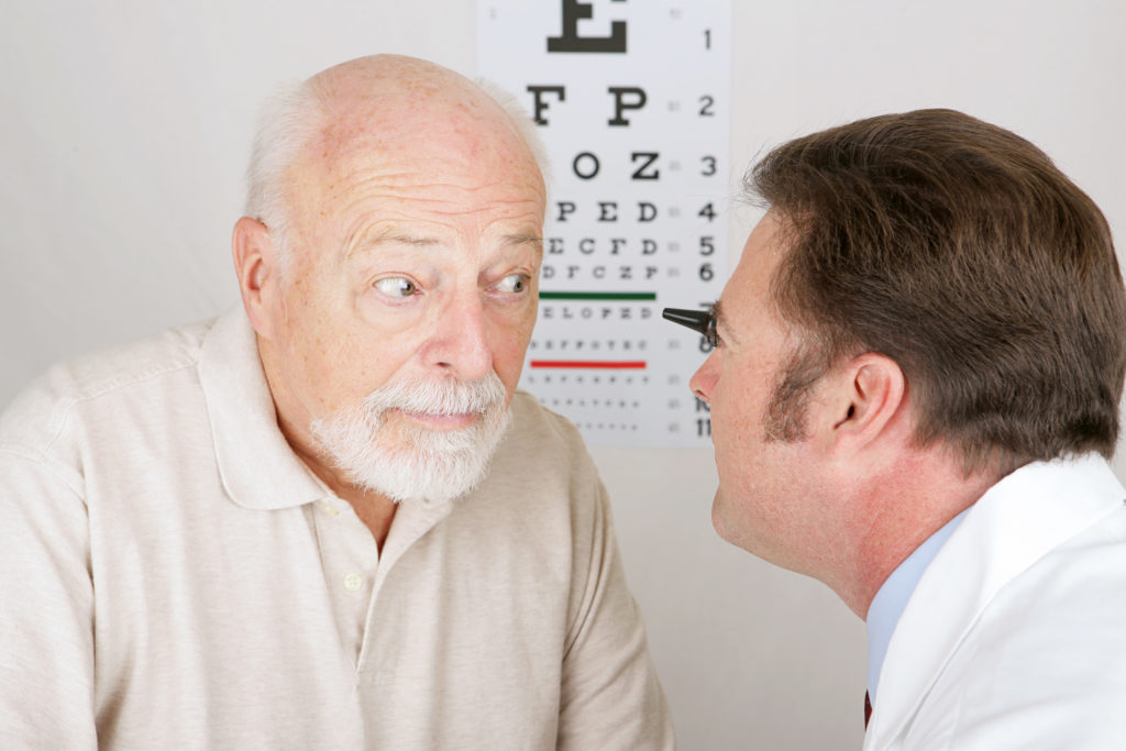 Senior experiencing an eye exam | Vision Impairment in Seniors | Comfort Keepers Edmonton | BLOG POST