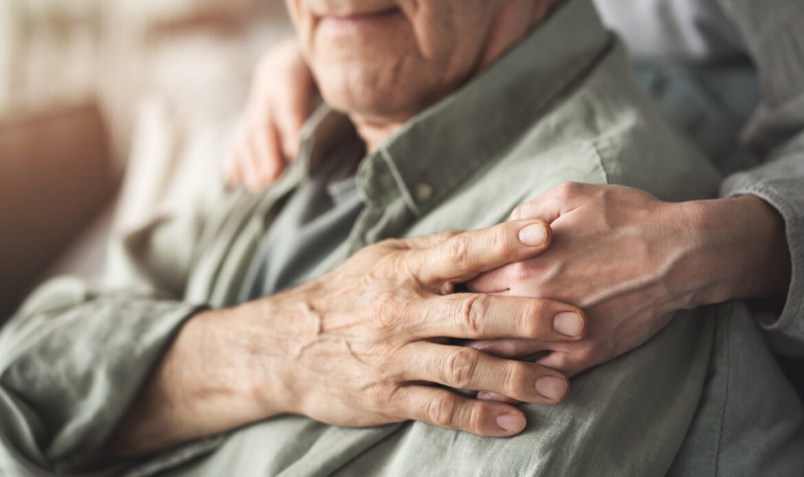 Can Someone Living With Dementia Continue Living at Home? A Guide for Mississauga Families