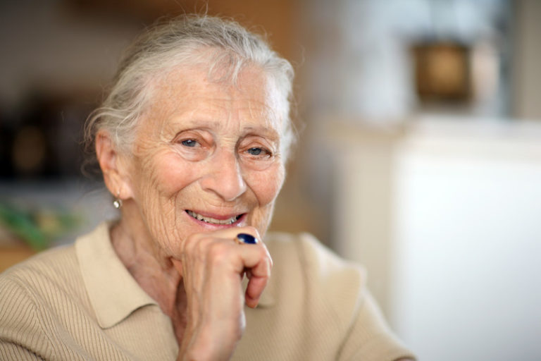 Helping Aging Adults with Alzheimer’s or Other Chronic Diseases in Ottawa