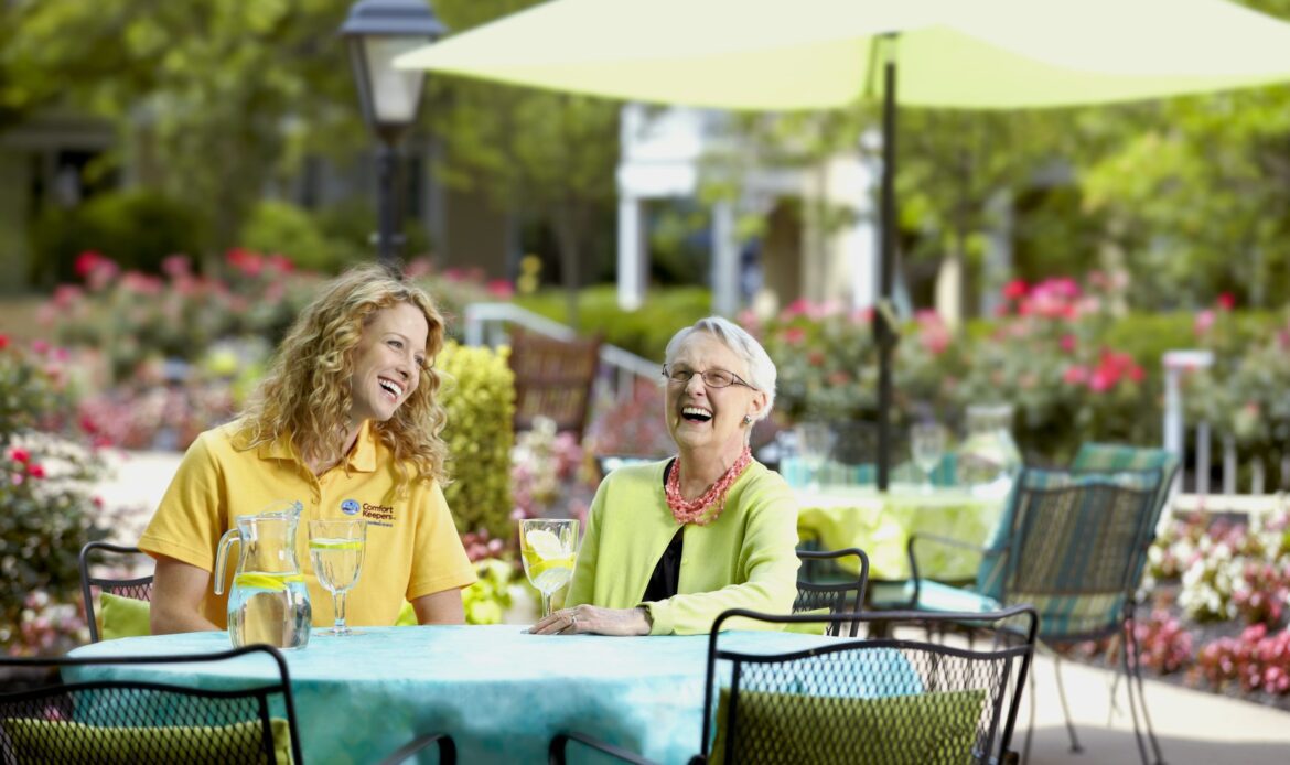 Top 10 Questions For Choosing In-Home Health Care For Toronto’s Seniors
