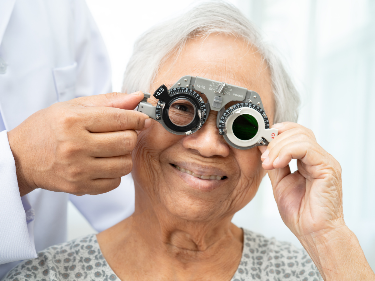 A senior woman receiving an eye exam | Maintaining Senior Eye Health in Victoria, BC | Comfort Keepers Victoria