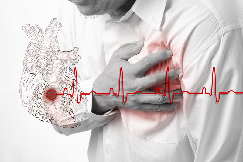 Someone experiencing pain in chest | Heart Attack | BLOG POST | Comfort Keepers Victoria